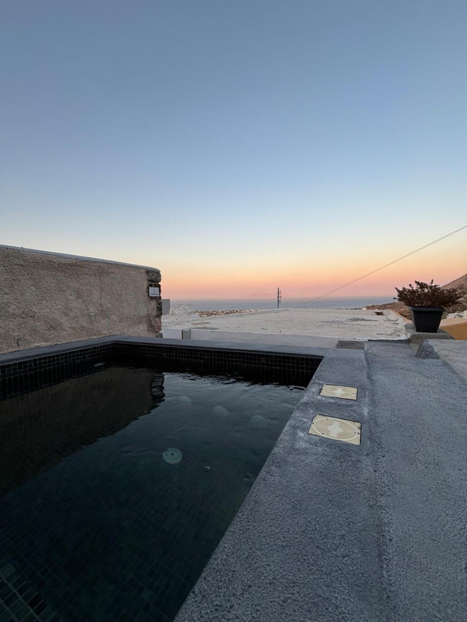 Villa Geminos Complex Kamari (Santorini)